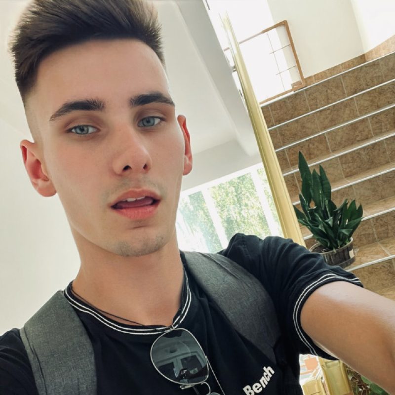 Profile picture of Scott